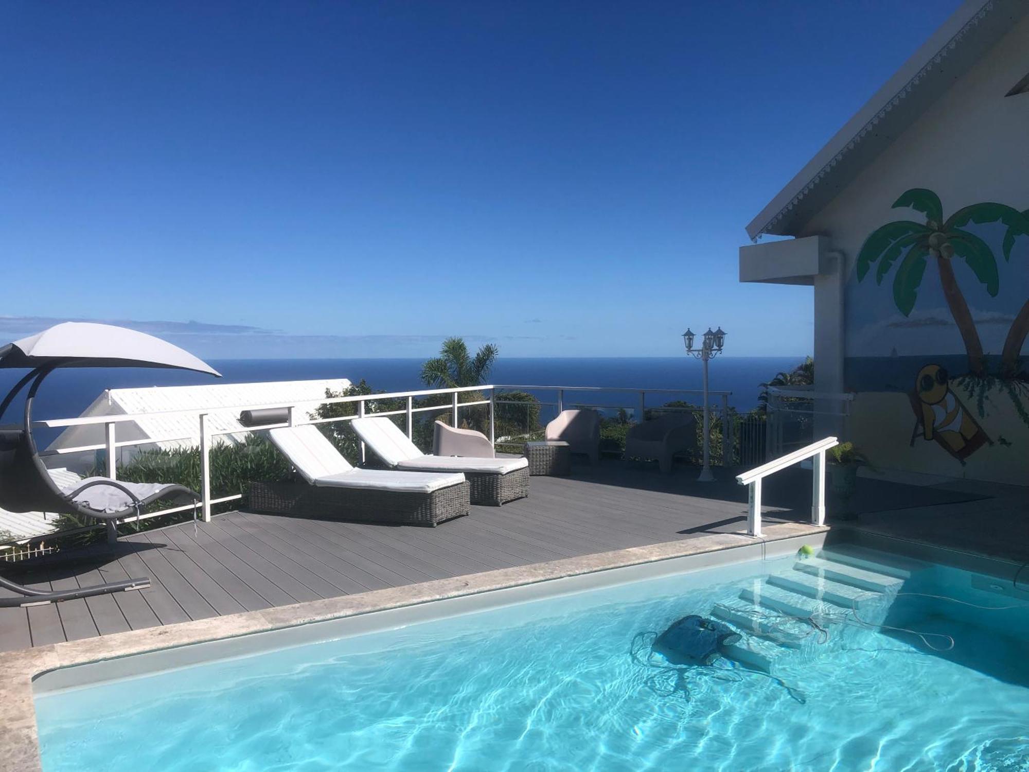 St Leu -Villa d'artiste, superbe vue mer, piscine chauffée Saint-Leu Extérieur photo